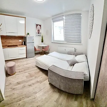 Appartement Central Studio With Free Parking